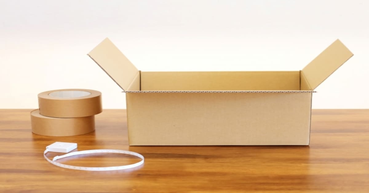 段ボールとガムテープとメジャー