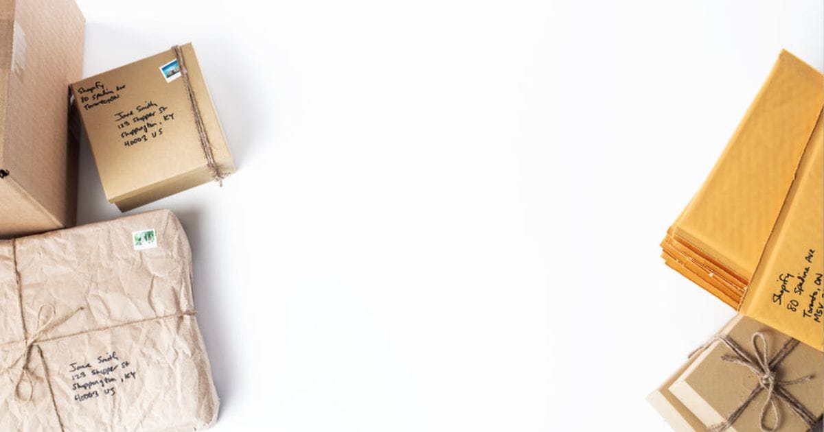 形の異なるパッケージ