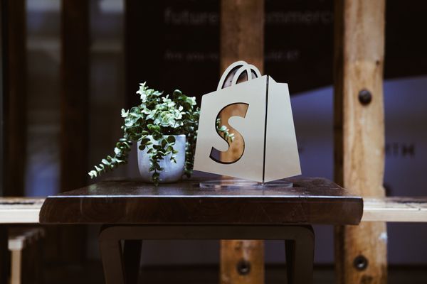 Guest Post Part I- 4 Things You Should Know Before Selling on Shopify